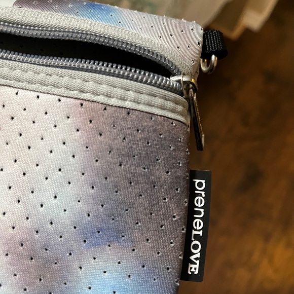 Prenelove wristlet - Picture 3 of 3